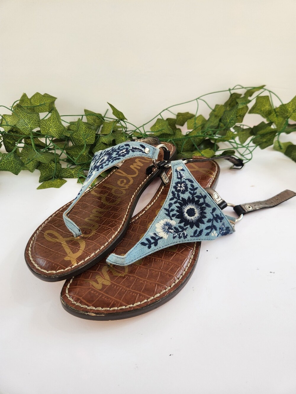 Sam Edelman Embroidered Blue and Brown Sandals with Ankle Strap Size 8.5